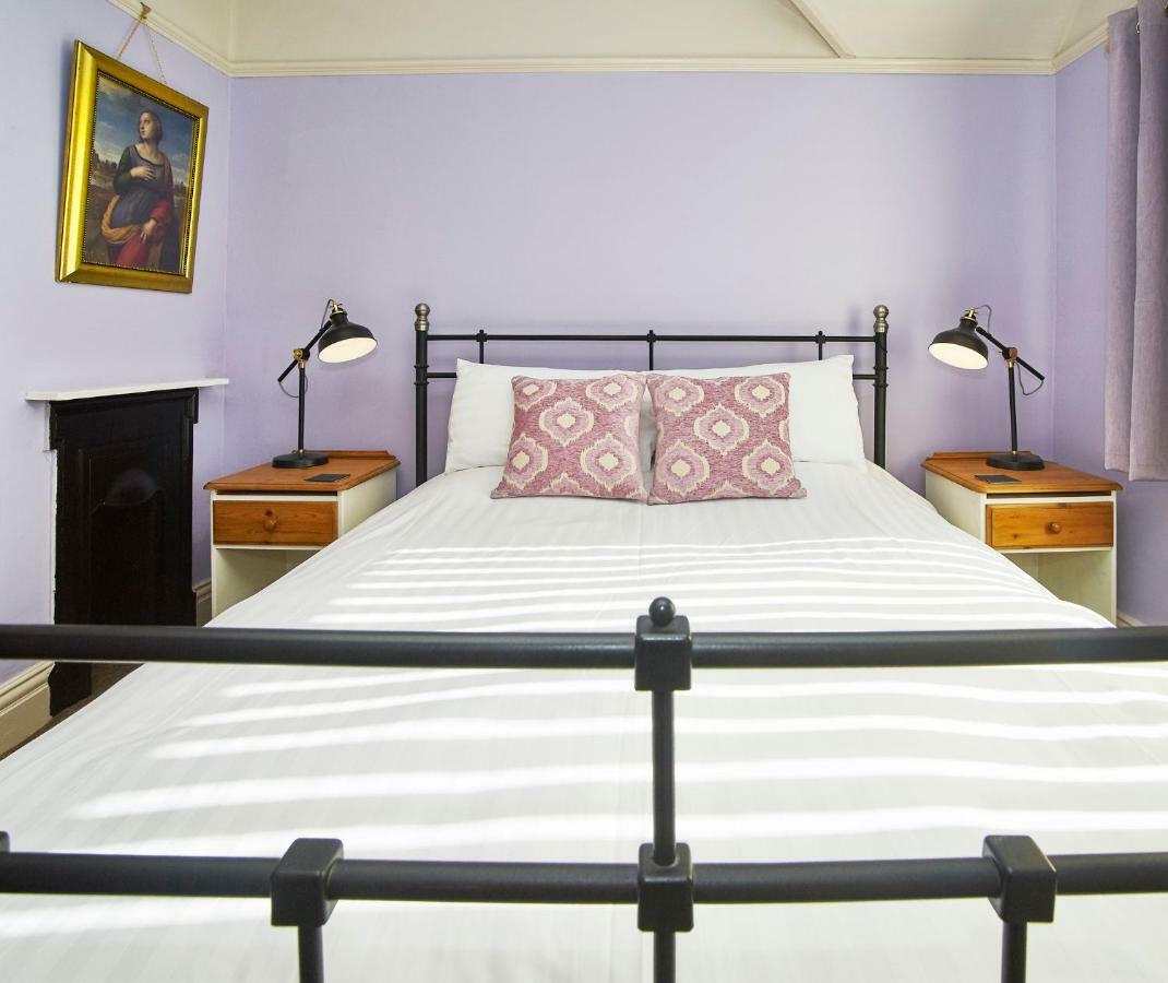 The Castle House Villa Whitby Bagian luar foto